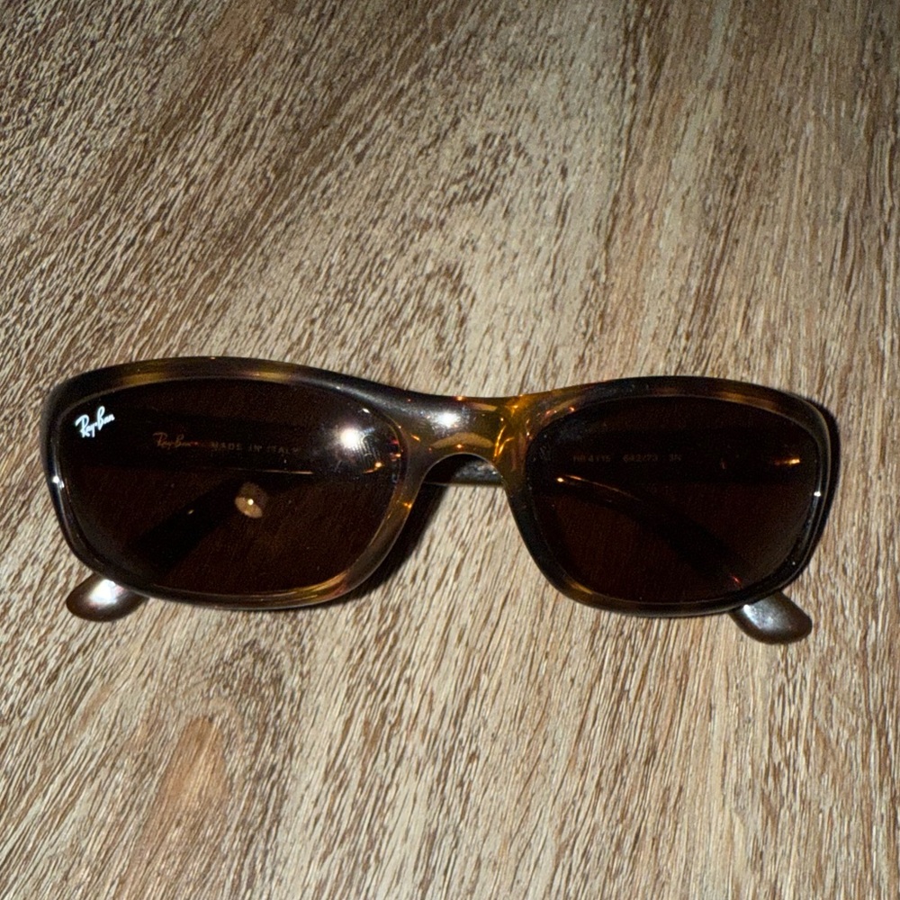 Ray-Ban Brown Classic Sunglasses Fashion Accessory